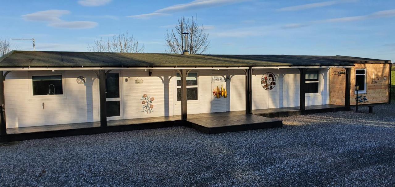 Spacious Well Equipped Chalet Bungalow Close To Nairn, Auldearn ภายนอก รูปภาพ